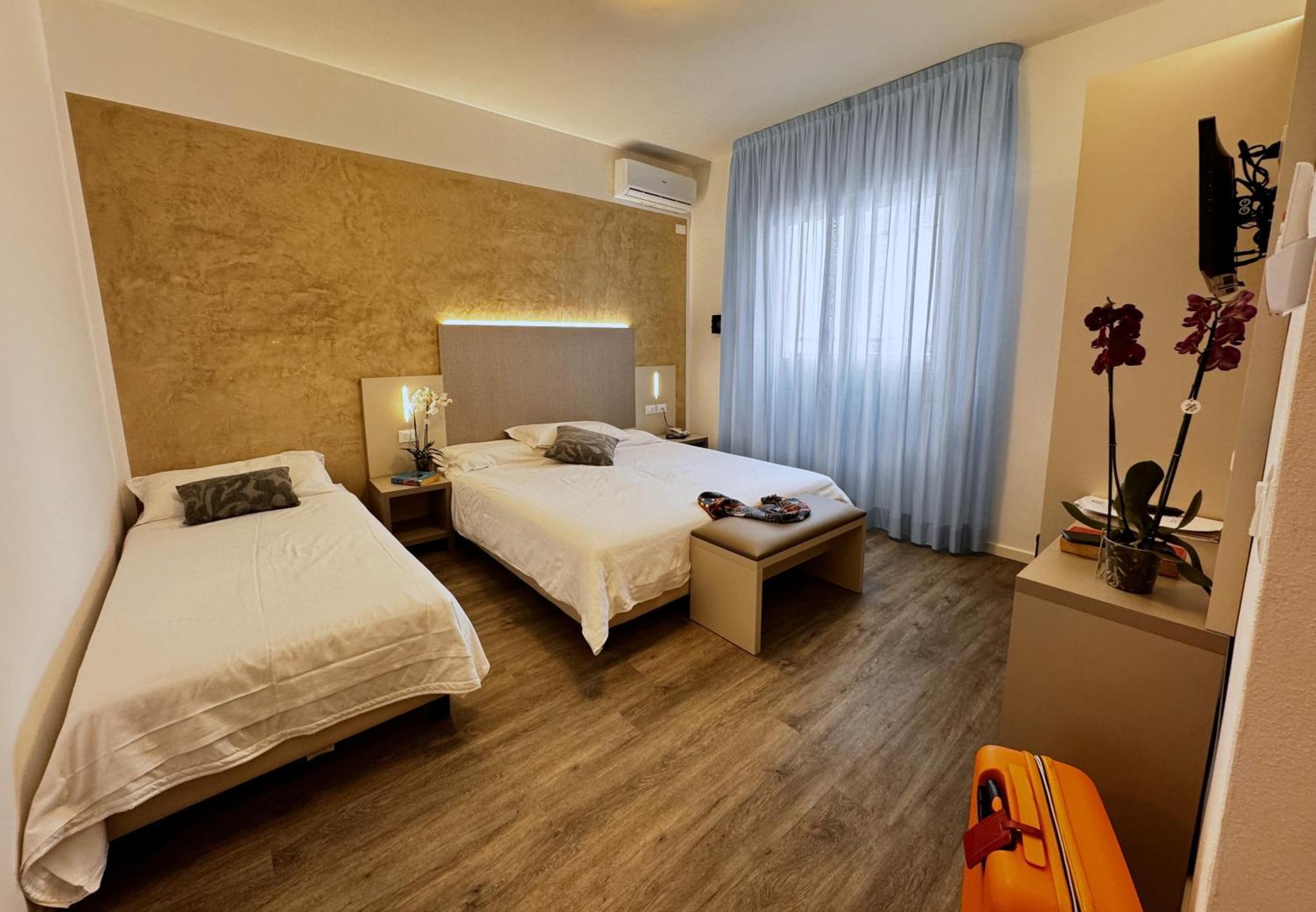Hotel Etna كاوْرلي المظهر الخارجي الصورة