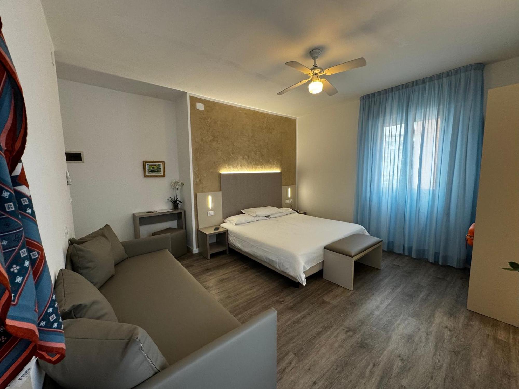 Hotel Etna كاوْرلي المظهر الخارجي الصورة